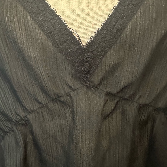 Old Navy Black Maternity Tunic Lace Trim Sheer Beach Coverup XL EUC - Picture 2 of 6